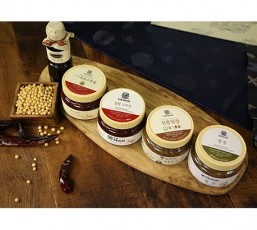 传统大酱 500g + 糯米辣椒酱 500g + 炒牛肉辣椒酱 500g + 包饭酱 500g + 酱油 270ml
